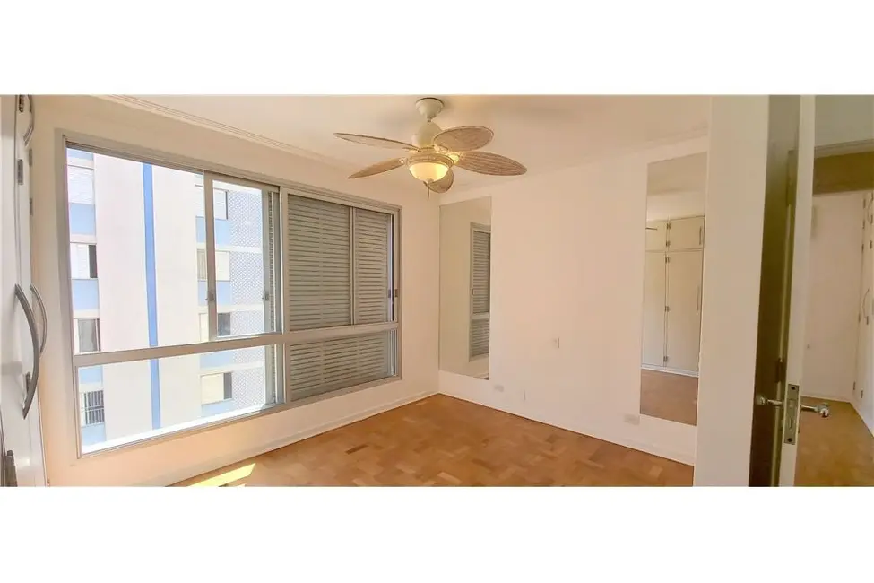 Foto 3 de Apartamento com 3 quartos à venda, 168m2 em Itaim Bibi, São Paulo - SP