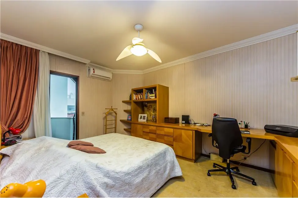 Apartamento com 4 quartos à venda, 231m2 em Itaim Bibi, São Paulo - SP - imagem 8 Foto 8 de Apartamento com 4 quartos à venda, 231m2 em Itaim Bibi, São Paulo - SP