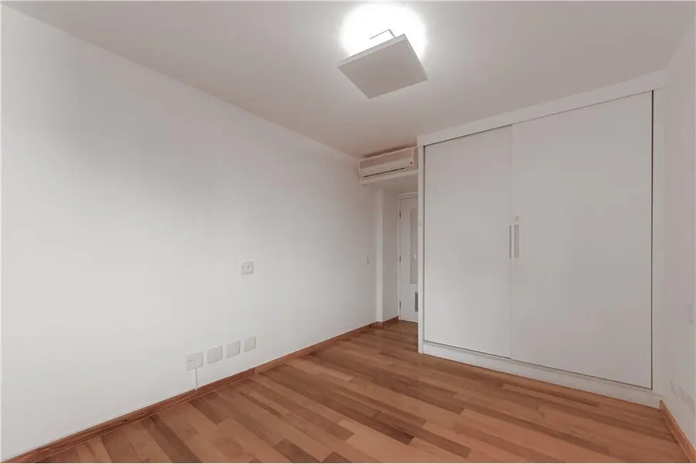 Apartamento com 3 quartos à venda, 149m2 em Itaim Bibi, São Paulo - SP - imagem 4 Foto 4 de Apartamento com 3 quartos à venda, 149m2 em Itaim Bibi, São Paulo - SP