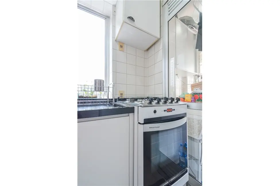 Foto 3 de Apartamento com 2 quartos à venda, 70m2 em Moema, São Paulo - SP