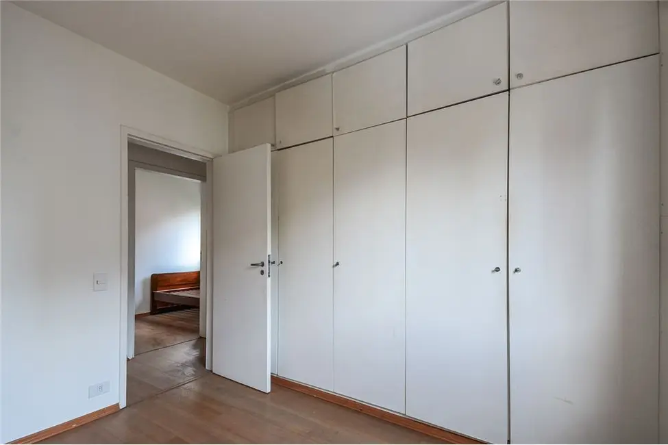 Apartamento com 2 quartos à venda, 63m2 em Moema, São Paulo - SP - imagem 5 Foto 5 de Apartamento com 2 quartos à venda, 63m2 em Moema, São Paulo - SP