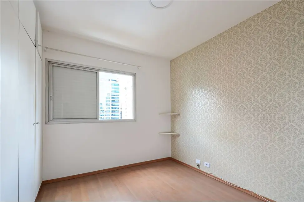 Apartamento com 2 quartos à venda, 63m2 em Moema, São Paulo - SP - imagem 3 Foto 3 de Apartamento com 2 quartos à venda, 63m2 em Moema, São Paulo - SP