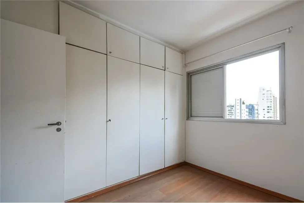 Apartamento com 2 quartos à venda, 63m2 em Moema, São Paulo - SP - imagem 4 Foto 4 de Apartamento com 2 quartos à venda, 63m2 em Moema, São Paulo - SP