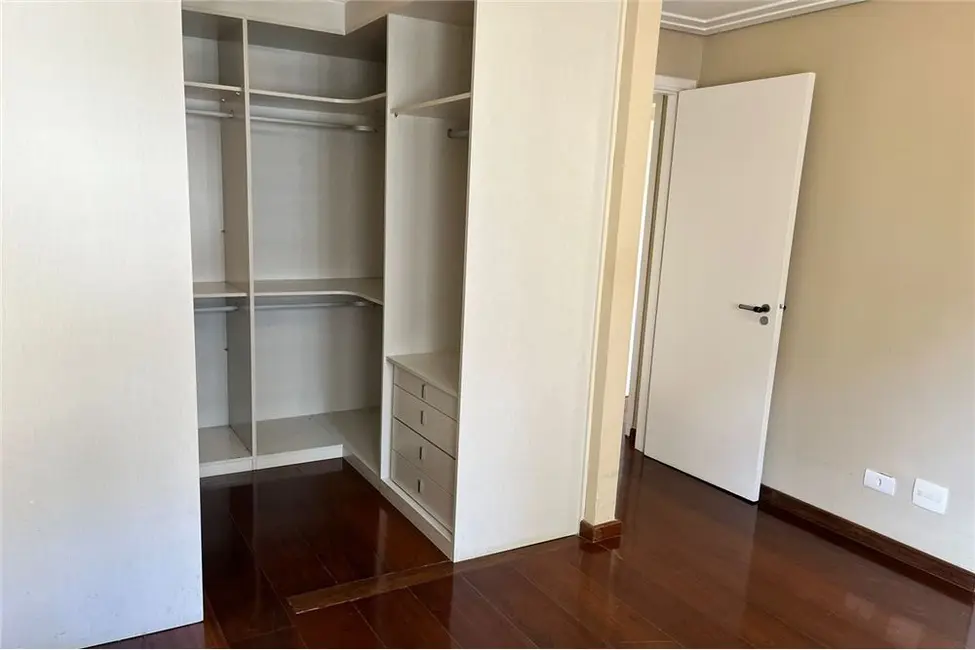 Foto 9 de Apartamento com 4 quartos à venda, 120m2 em Moema, São Paulo - SP