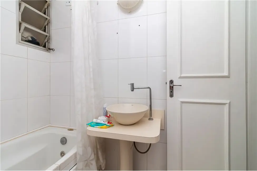 Foto 4 de Apartamento com 3 quartos à venda, 98m2 em Moema, São Paulo - SP