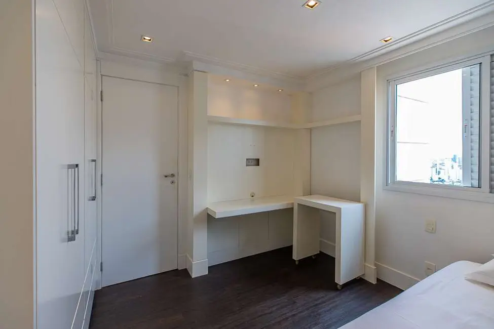 Apartamento com 4 quartos à venda, 154m2 em Campo Belo, São Paulo - SP - imagem 8 Foto 8 de Apartamento com 4 quartos à venda, 154m2 em Campo Belo, São Paulo - SP