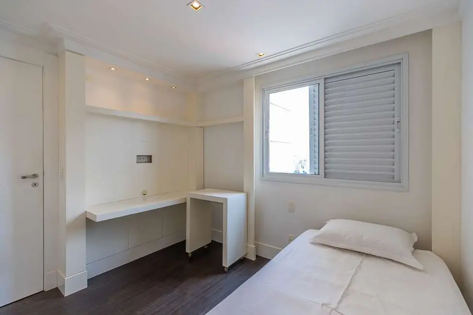 Apartamento com 4 quartos à venda, 154m2 em Campo Belo, São Paulo - SP - imagem 9 Foto 9 de Apartamento com 4 quartos à venda, 154m2 em Campo Belo, São Paulo - SP