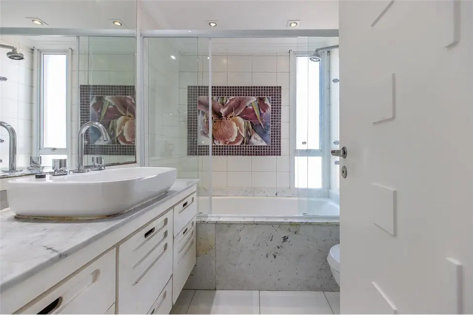 Apartamento com 3 quartos à venda, 181m2 em Campo Belo, São Paulo - SP - imagem 5 Foto 5 de Apartamento com 3 quartos à venda, 181m2 em Campo Belo, São Paulo - SP