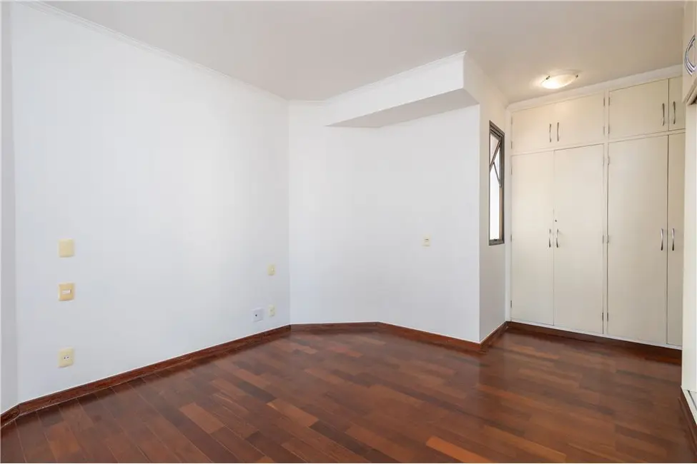Foto 3 de Apartamento com 5 quartos à venda, 242m2 em Campo Belo, São Paulo - SP