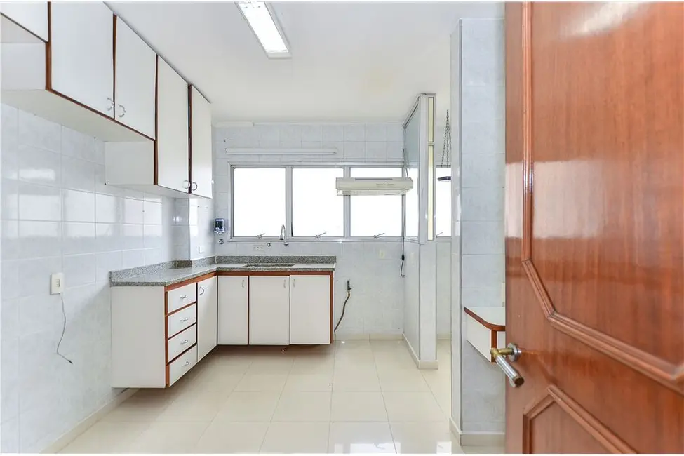 Apartamento com 3 quartos à venda, 110m2 em Campo Belo, São Paulo - SP - imagem 8 Foto 8 de Apartamento com 3 quartos à venda, 110m2 em Campo Belo, São Paulo - SP