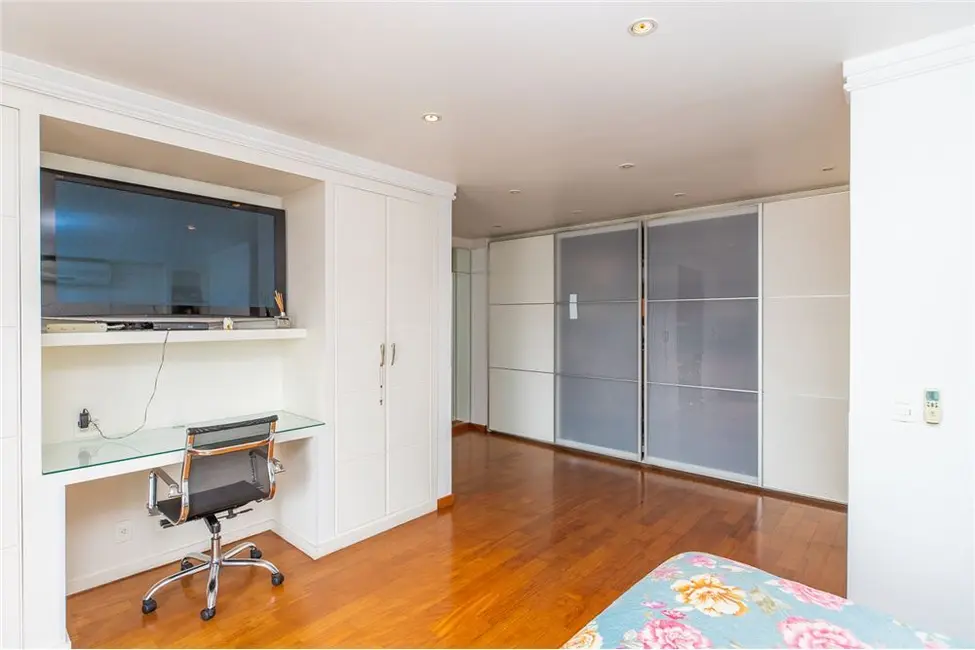 Apartamento com 4 quartos à venda, 280m2 em Campo Belo, São Paulo - SP - imagem 4 Foto 4 de Apartamento com 4 quartos à venda, 280m2 em Campo Belo, São Paulo - SP