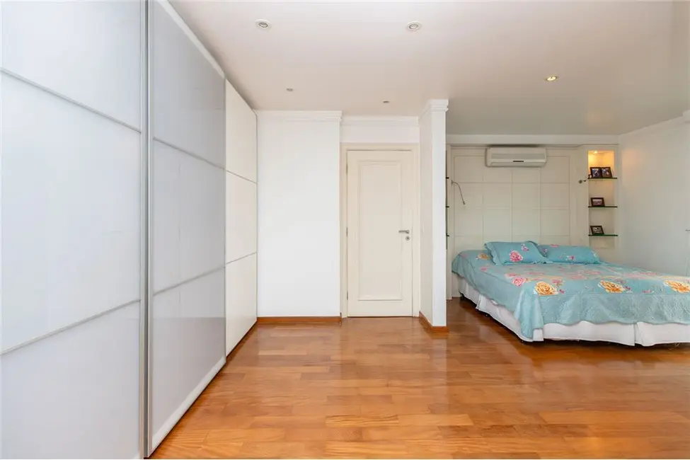 Apartamento com 4 quartos à venda, 280m2 em Campo Belo, São Paulo - SP - imagem 3 Foto 3 de Apartamento com 4 quartos à venda, 280m2 em Campo Belo, São Paulo - SP