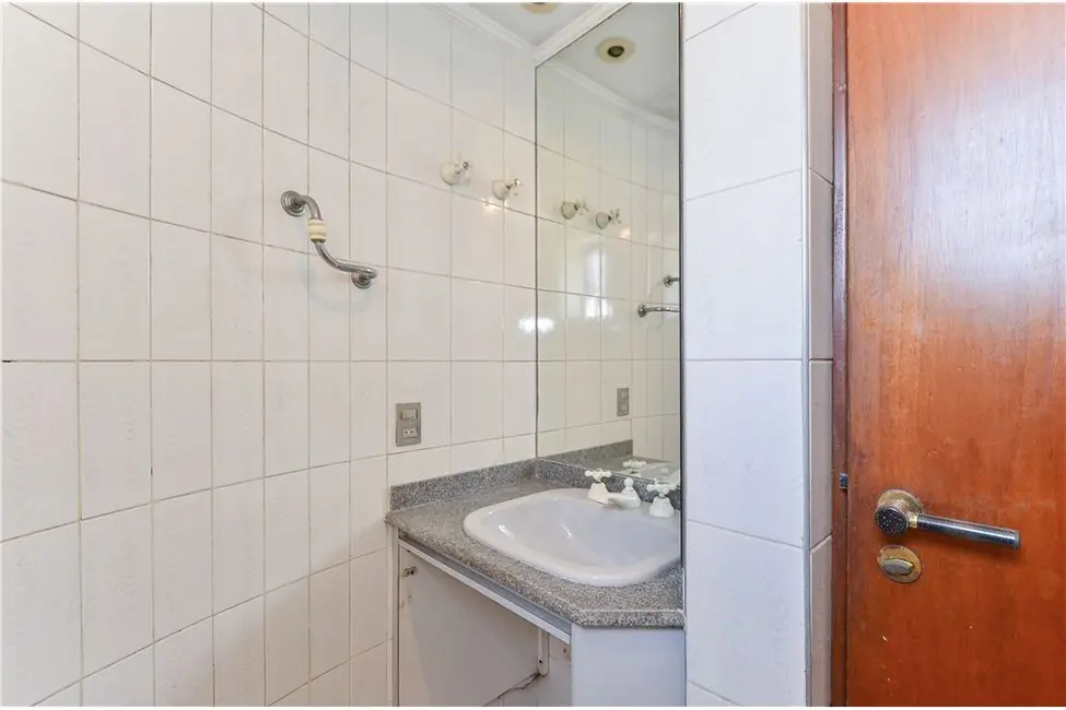 Apartamento com 3 quartos à venda, 146m2 em Vila Clementino, São Paulo - SP - imagem 8 Foto 8 de Apartamento com 3 quartos à venda, 146m2 em Vila Clementino, São Paulo - SP