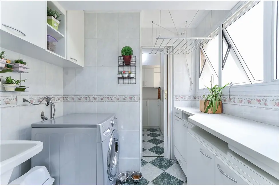 Apartamento com 3 quartos à venda, 120m2 em Vila Mariana, São Paulo - SP - imagem 6 Foto 6 de Apartamento com 3 quartos à venda, 120m2 em Vila Mariana, São Paulo - SP