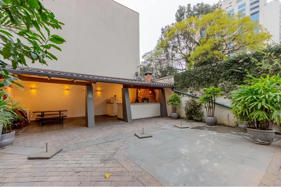 Foto 6 de Apartamento com 2 quartos à venda, 86m2 em Moema, São Paulo - SP