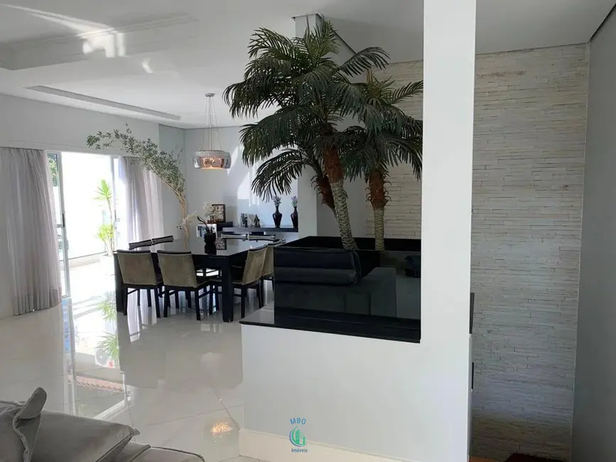 Foto 9 de Casa com 5 quartos à venda, 248m2 em Chácara Monte Alegre, São Paulo - SP