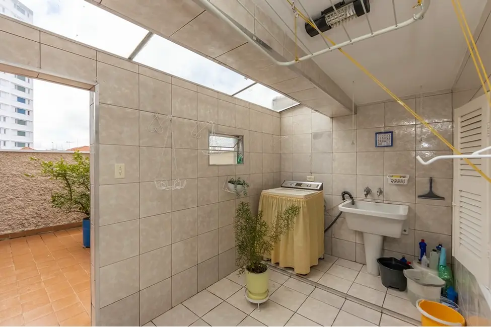 Foto 6 de Casa com 4 quartos à venda, 162m2 em Vila Marari, São Paulo - SP