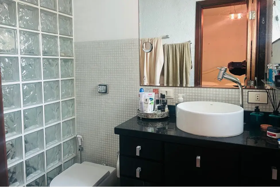 Casa com 3 quartos à venda, 193m2 em Vila Cordeiro, São Paulo - SP - imagem 5 Foto 5 de Casa com 3 quartos à venda, 193m2 em Vila Cordeiro, São Paulo - SP