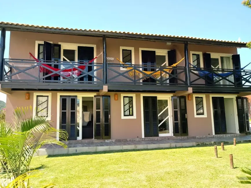 Foto 1 de Pousada com 3 quartos à venda, 230m2 em Garopaba - SC