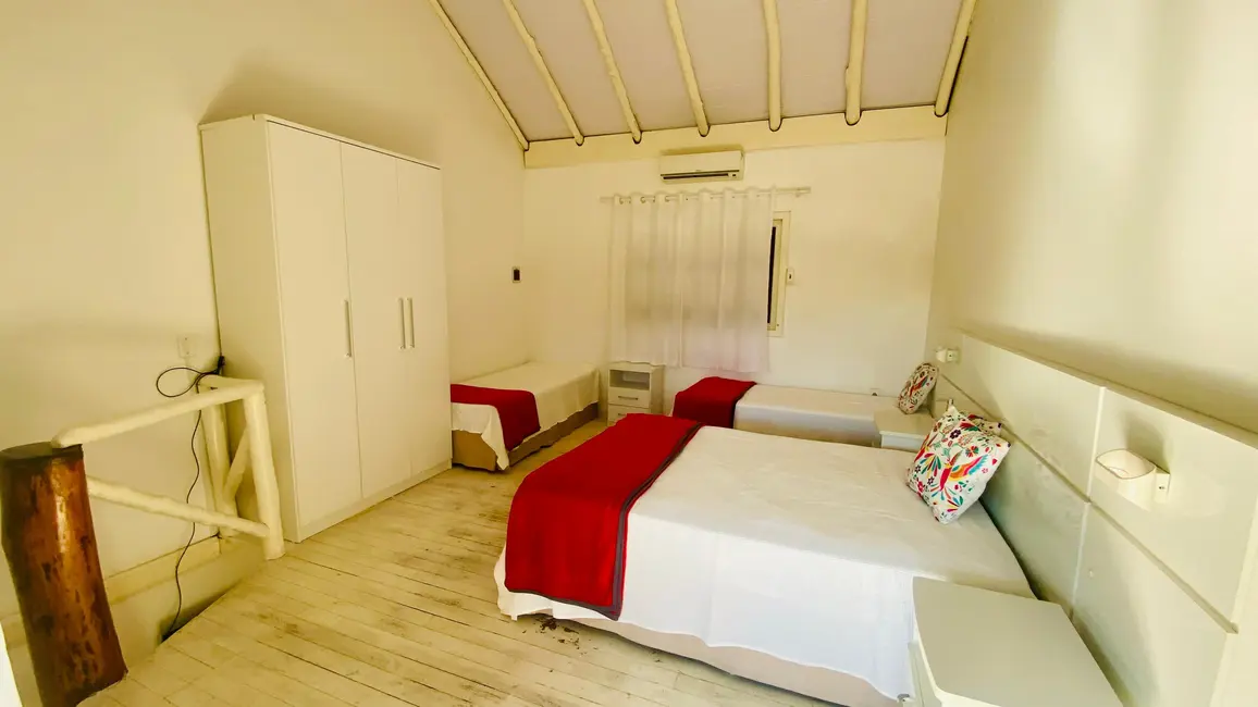 Foto 5 de Pousada com 3 quartos à venda, 230m2 em Garopaba - SC