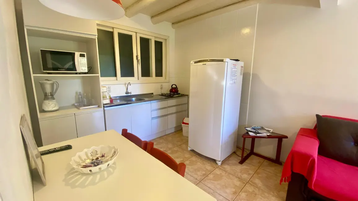 Foto 7 de Pousada com 3 quartos à venda, 230m2 em Garopaba - SC