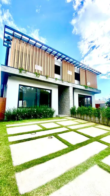 Foto 2 de Casa com 3 quartos à venda, 150m2 em Garopaba - SC