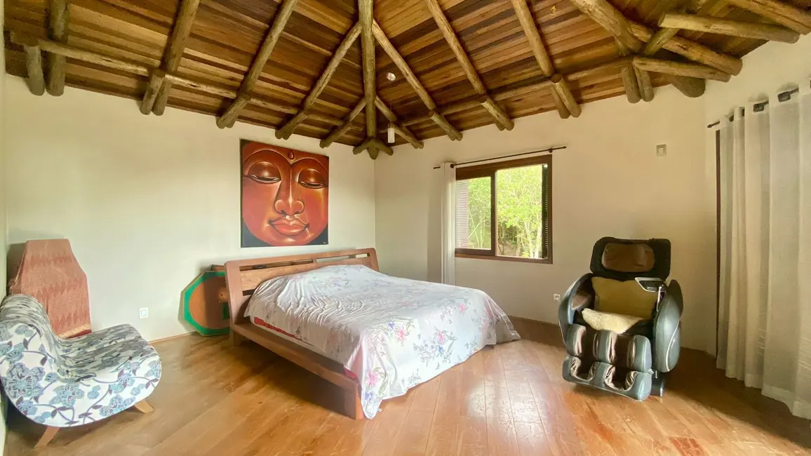 Foto 9 de Casa com 3 quartos à venda, 350m2 em Garopaba - SC