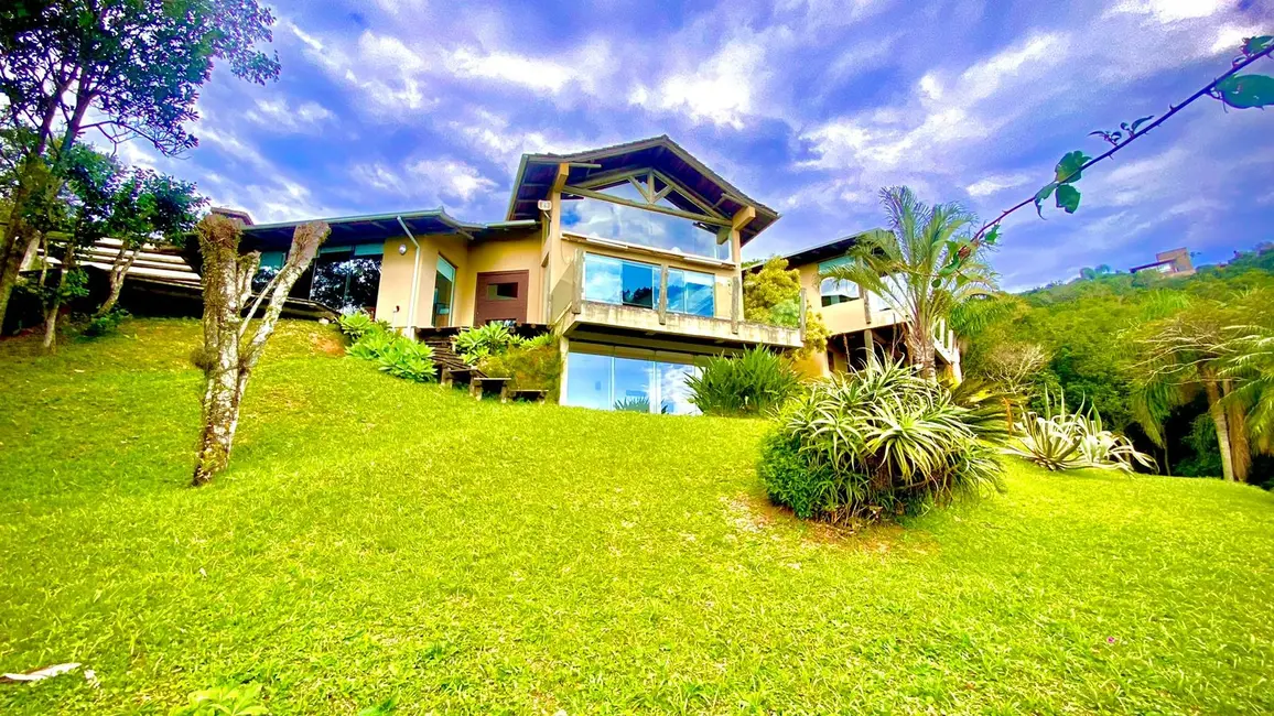 Foto 3 de Casa com 3 quartos à venda, 350m2 em Garopaba - SC