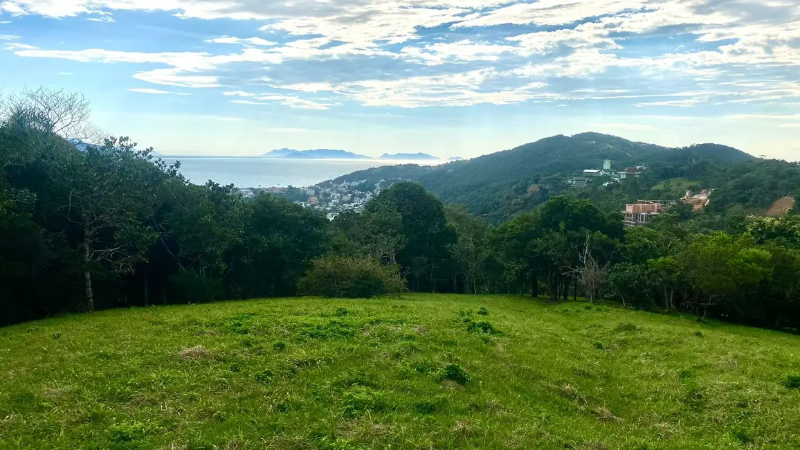 Foto 1 de Terreno / Lote à venda, 4908m2 em Garopaba - SC
