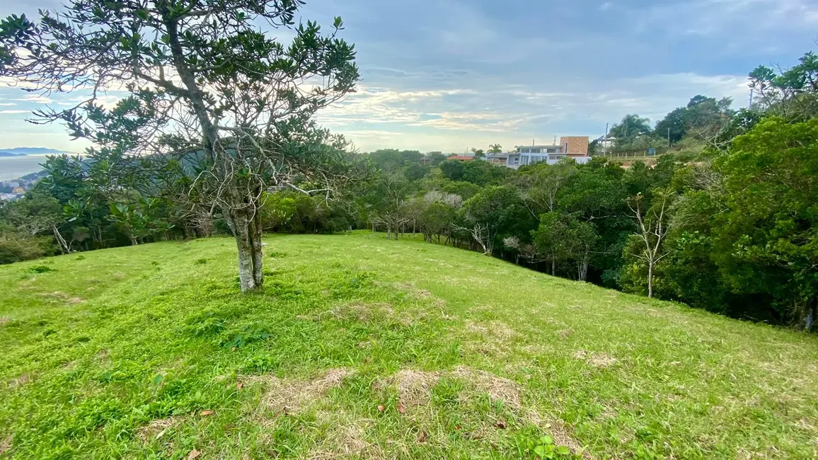 Foto 3 de Terreno / Lote à venda, 4908m2 em Garopaba - SC