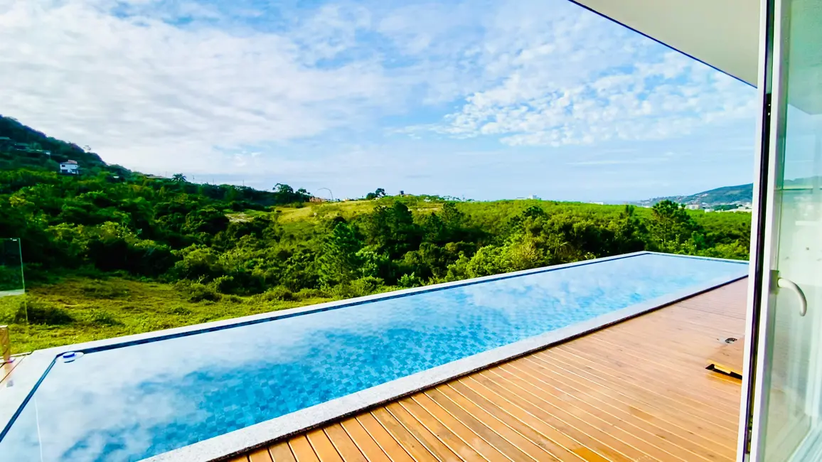 Foto 5 de Casa com 3 quartos à venda, 280m2 em Garopaba - SC