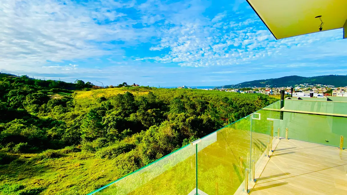 Foto 3 de Casa com 3 quartos à venda, 280m2 em Garopaba - SC