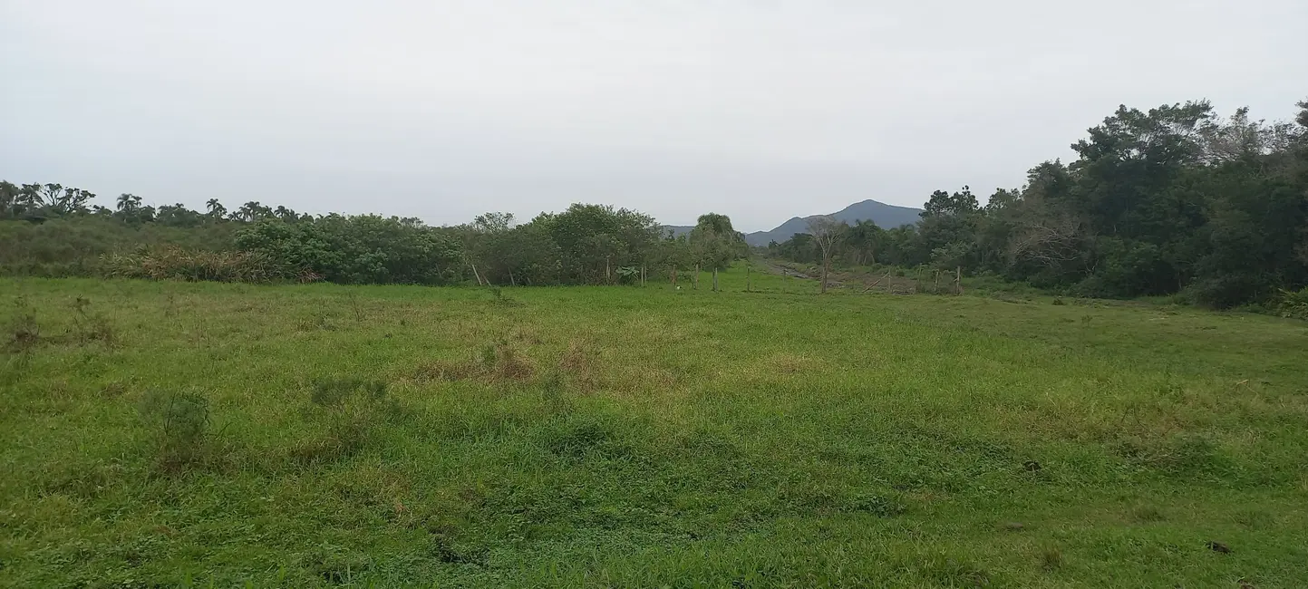 Foto 9 de Casa com 4 quartos à venda, 170m2 em Imbituba - SC