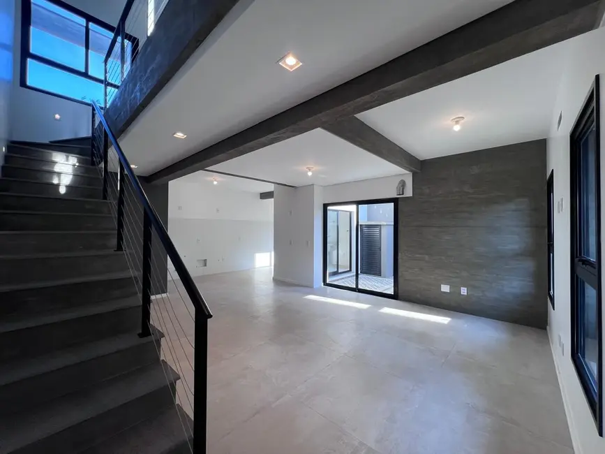 Foto 8 de Casa de Condomínio com 2 quartos à venda, 98m2 em Garopaba - SC