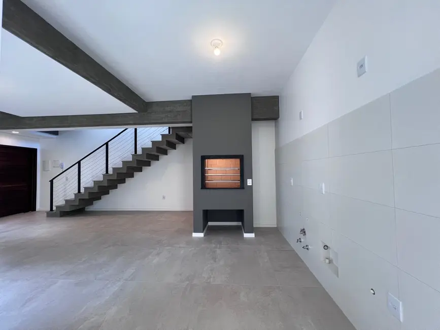 Foto 3 de Casa de Condomínio com 2 quartos à venda, 98m2 em Garopaba - SC