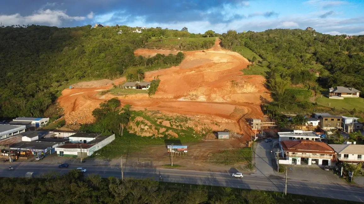 Foto 1 de Terreno / Lote à venda, 360m2 em Centro, Garopaba - SC