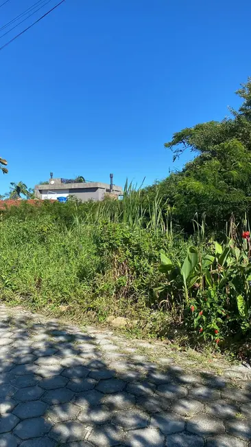 Foto 5 de Terreno / Lote à venda, 530m2 em Garopaba - SC