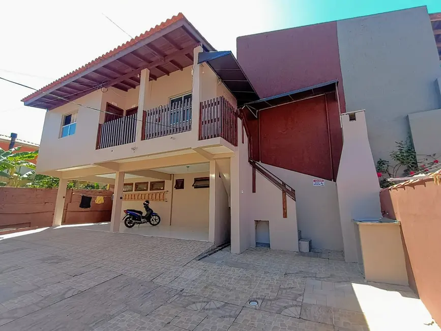 Pousada com 13 quartos à venda, 529m2 em Centro, Garopaba - SC - imagem 4 Foto 4 de Pousada com 13 quartos à venda, 529m2 em Centro, Garopaba - SC