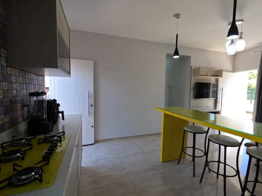 Foto 9 de Casa com 3 quartos à venda, 115m2 em Imbituba - SC