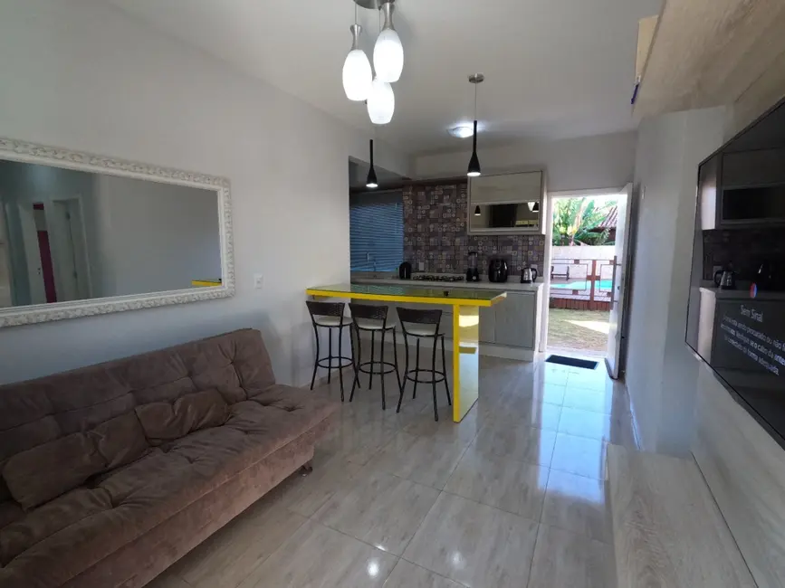 Foto 4 de Casa com 3 quartos à venda, 115m2 em Imbituba - SC