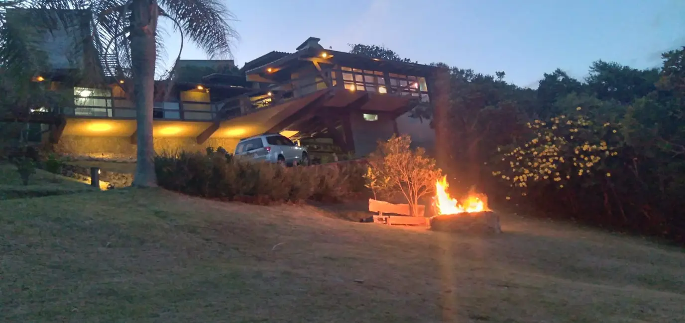 Foto 2 de Casa com 4 quartos à venda, 200m2 em Garopaba - SC