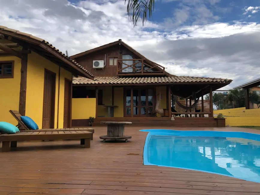 Pousada com 6 quartos à venda, 250m2 em Imbituba - SC - imagem 5 Foto 5 de Pousada com 6 quartos à venda, 250m2 em Imbituba - SC
