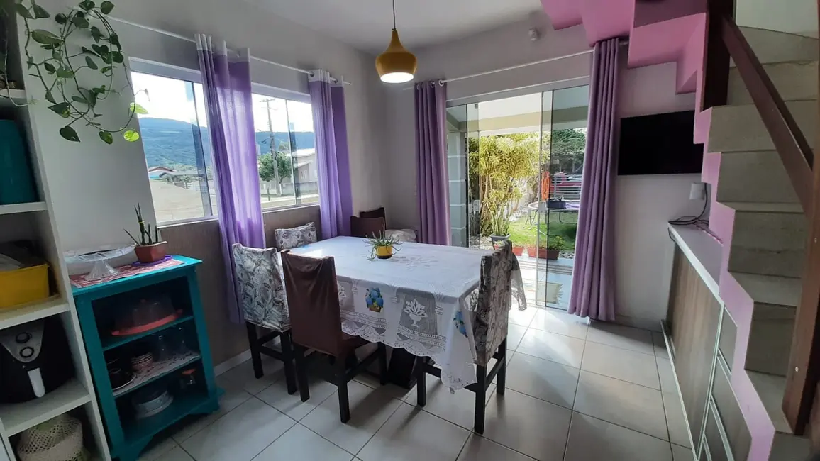 Foto 5 de Casa com 3 quartos à venda, 160m2 em Garopaba - SC