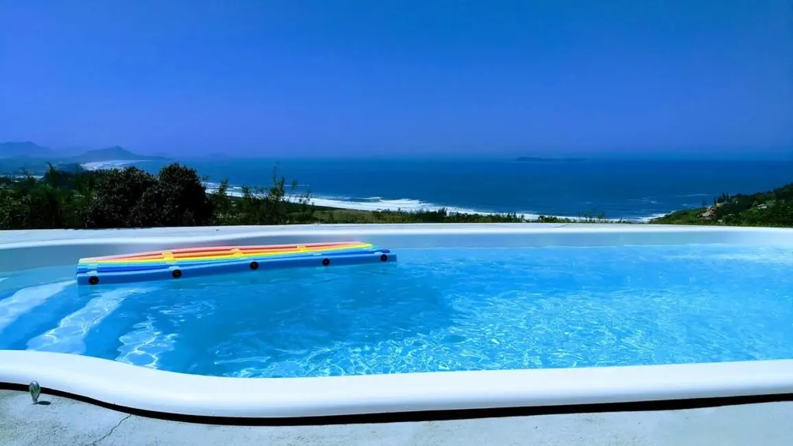 Foto 3 de Casa com 3 quartos à venda, 38588m2 em Garopaba - SC