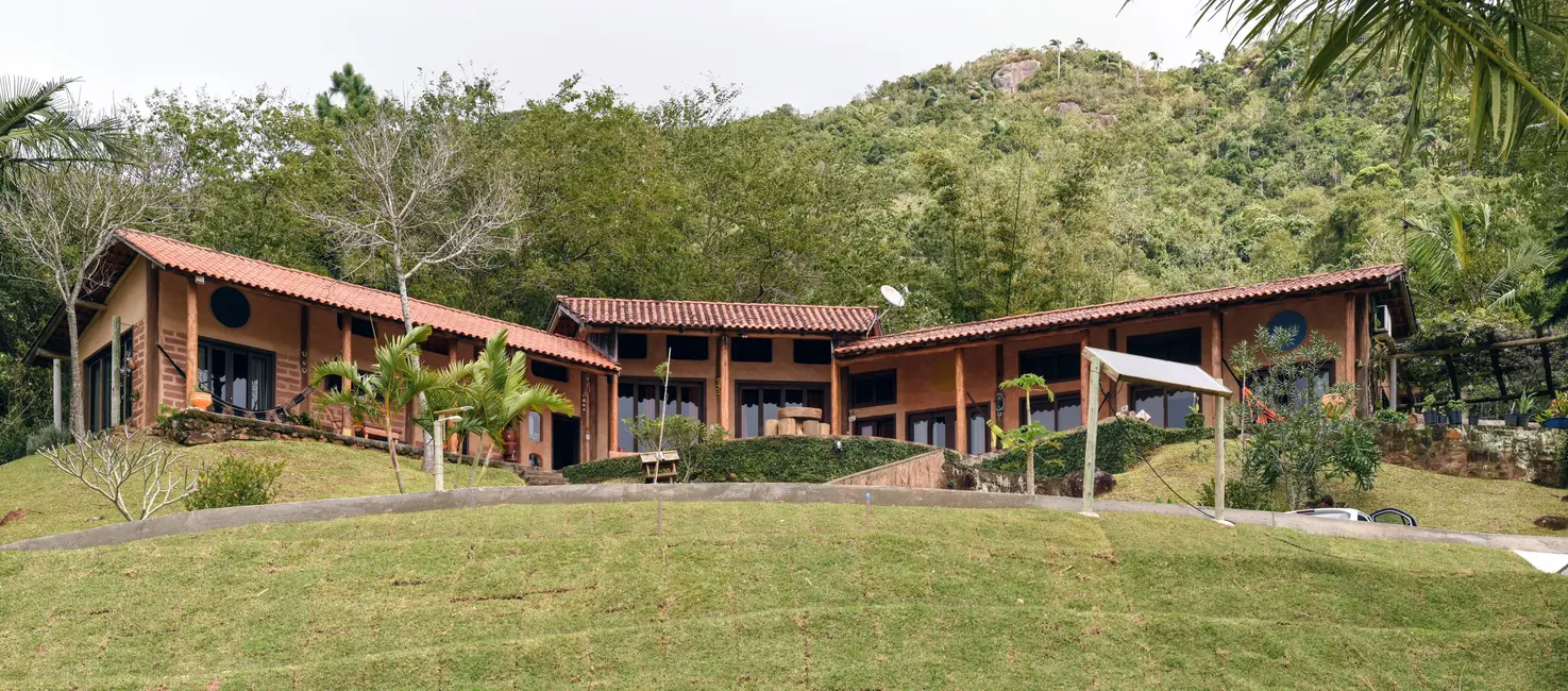 Foto 8 de Casa com 3 quartos à venda, 38588m2 em Garopaba - SC