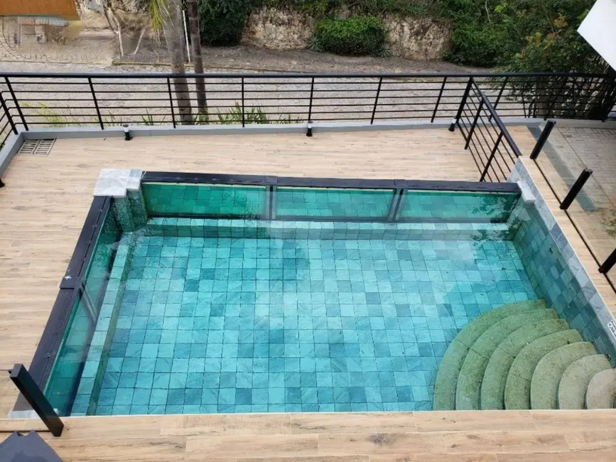 Foto 4 de Casa com 4 quartos à venda, 322m2 em Garopaba - SC