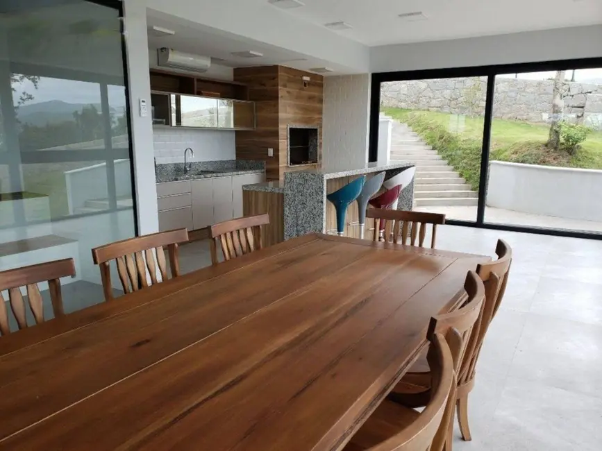 Foto 8 de Casa com 4 quartos à venda, 322m2 em Garopaba - SC