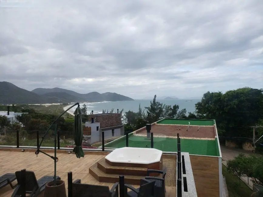 Foto 6 de Casa com 4 quartos à venda, 322m2 em Garopaba - SC