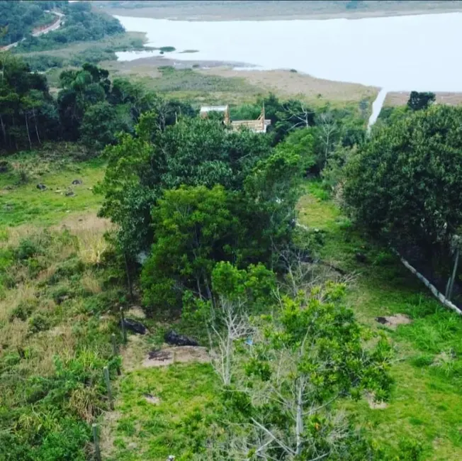 Foto 2 de Terreno / Lote à venda, 2000m2 em Garopaba - SC