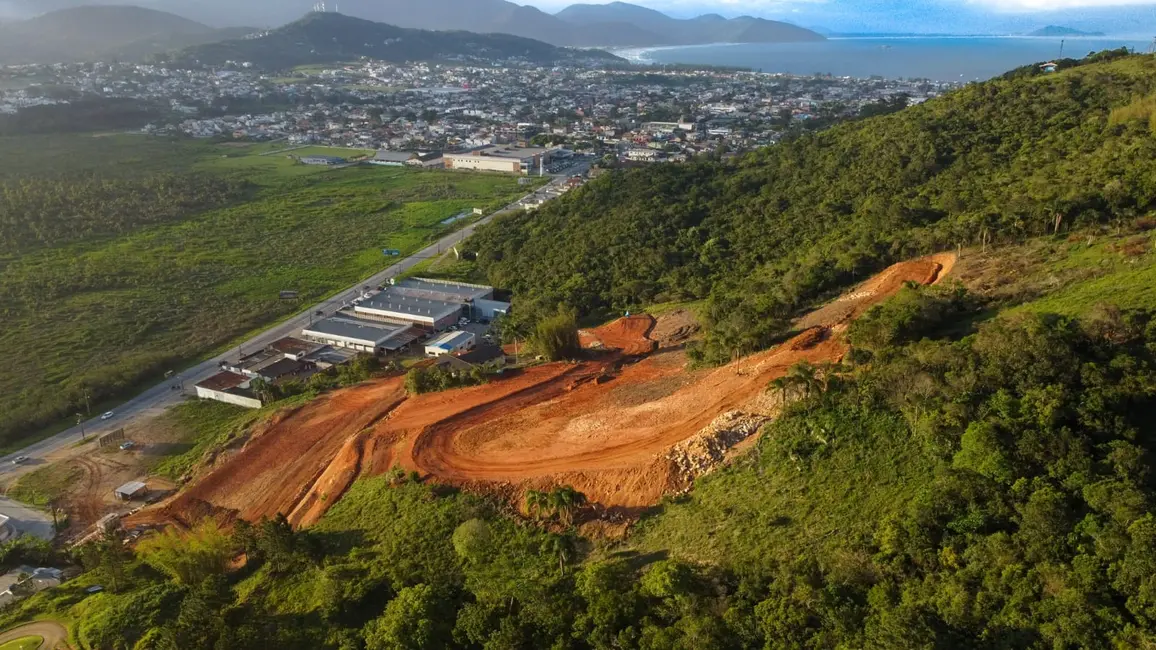 Foto 4 de Terreno / Lote à venda, 2095m2 em Centro, Garopaba - SC